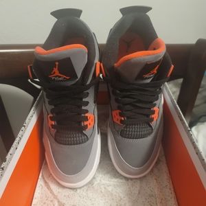 Authentic Air Jordan 4 Retro, Pristine Condition, Sz Youth 6.5, Women 8